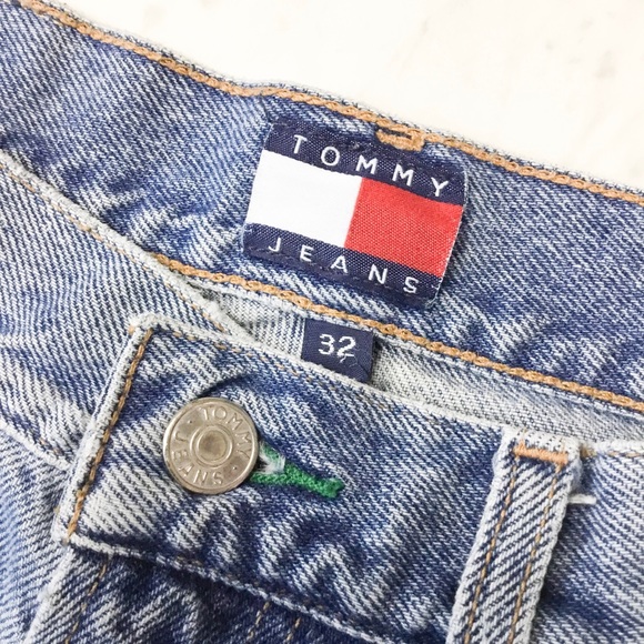 Vintage Tommy Hilfiger Jean Shorts - Picture 2 of 8